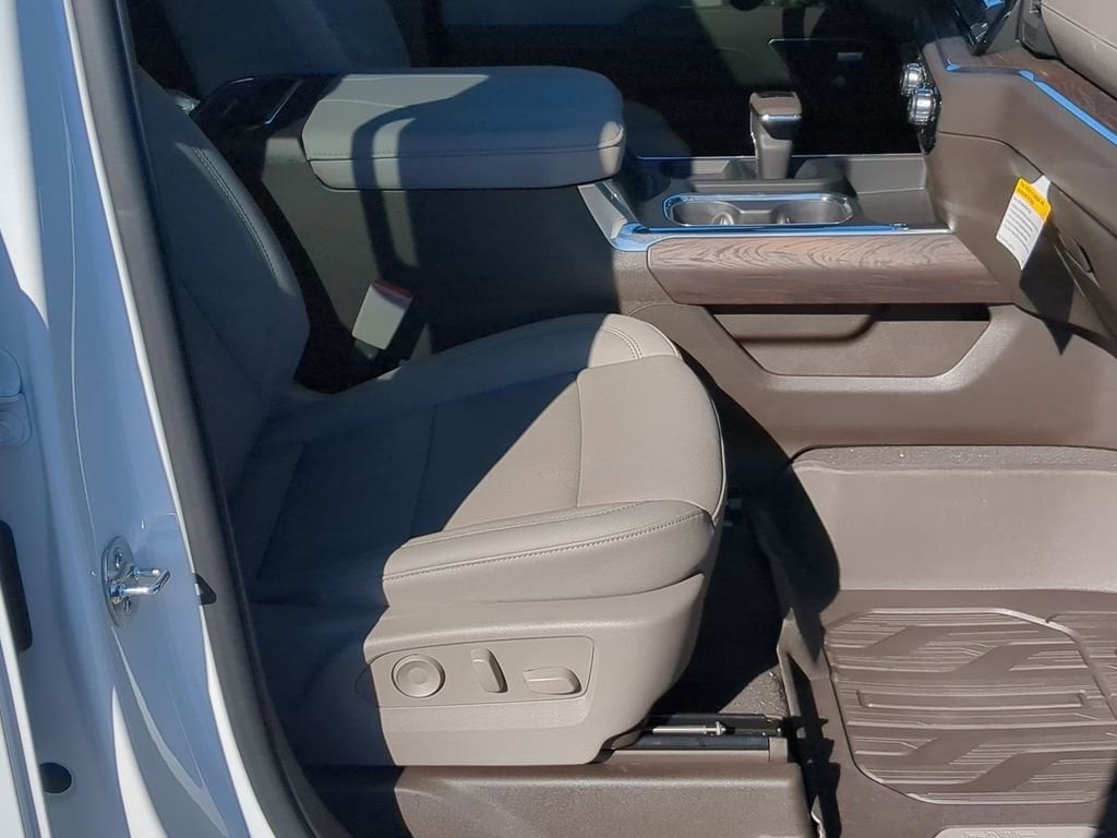 2026 GMC Sierra 1500 SLT - Photo 27