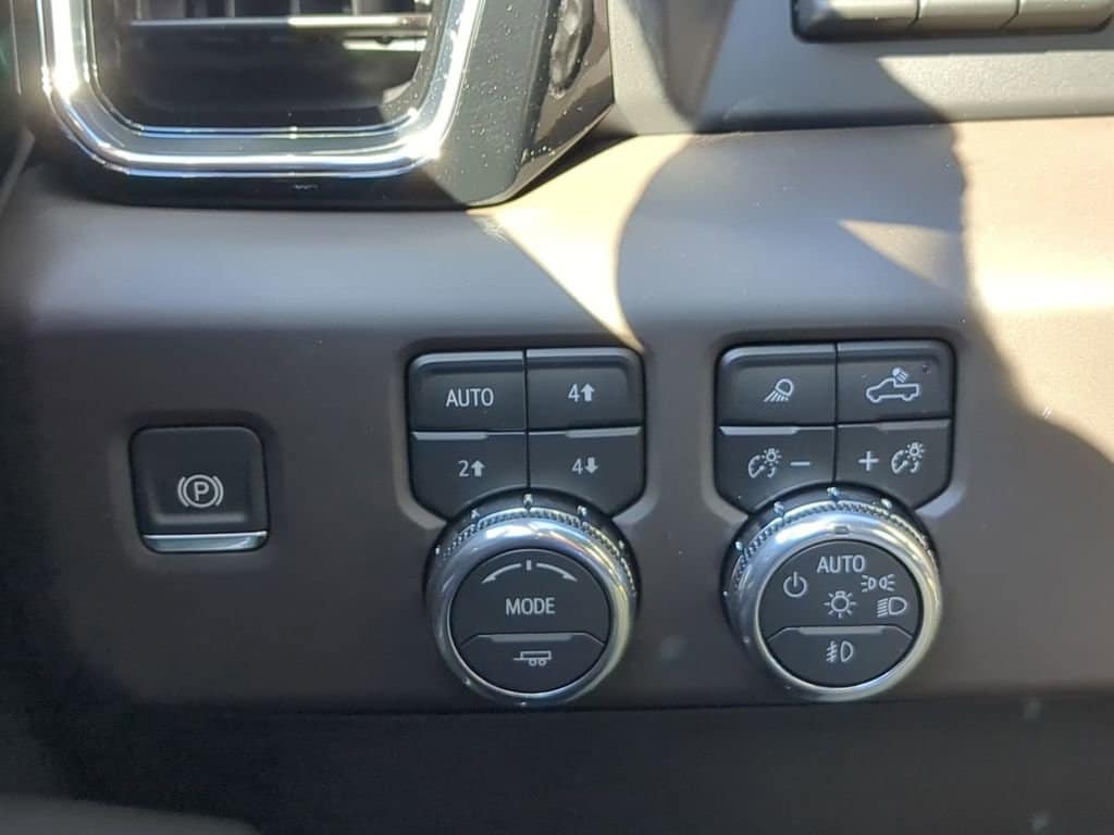 2026 GMC Sierra 1500 Denali - Photo 17