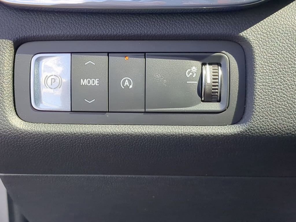 2026 GMC Acadia Elevation - Photo 17