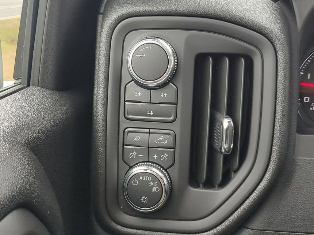 2026 GMC Sierra 3500HD Pro - Photo 16