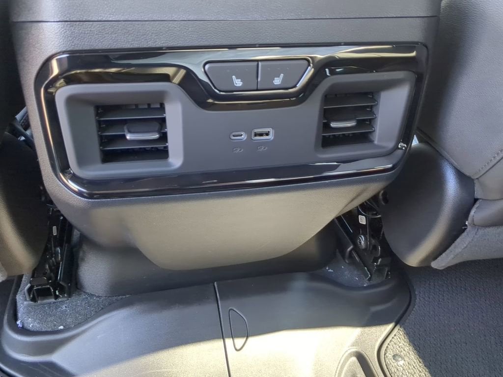 2026 GMC Sierra 1500 AT4 - Photo 21