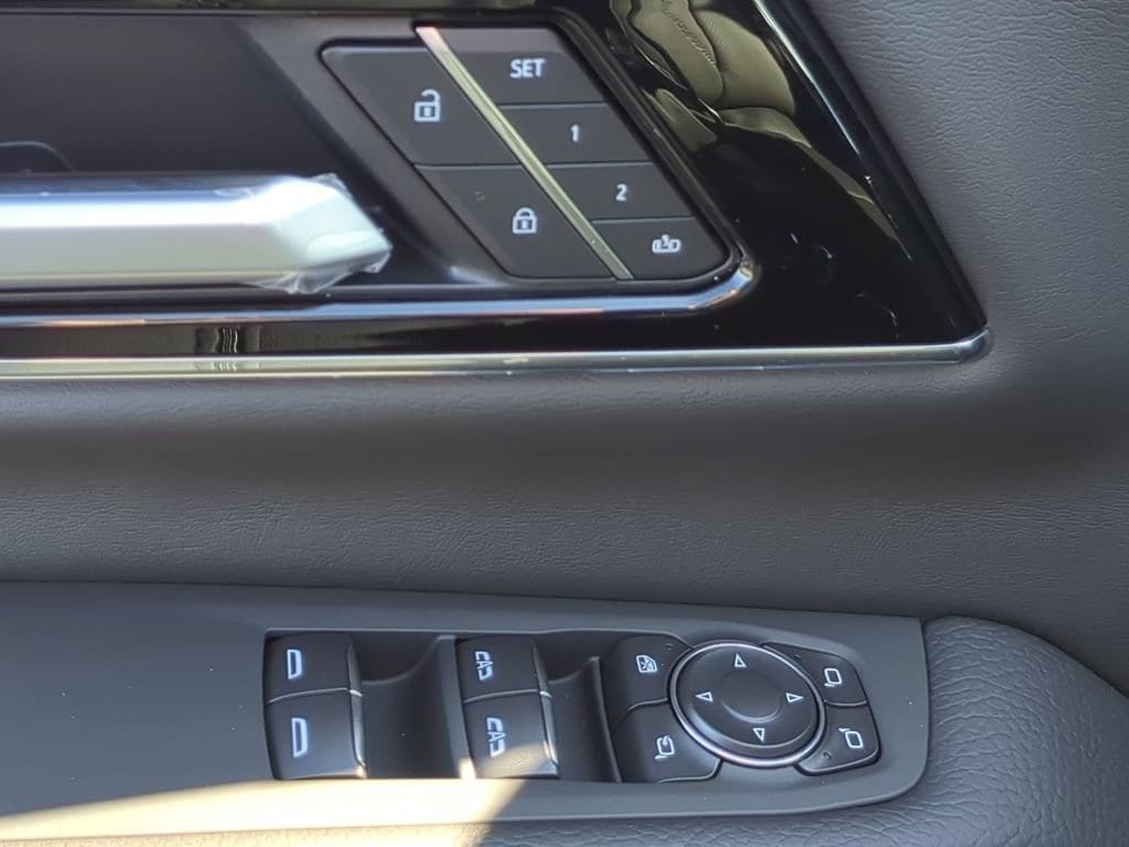 2026 GMC Yukon XL Denali - Photo 23