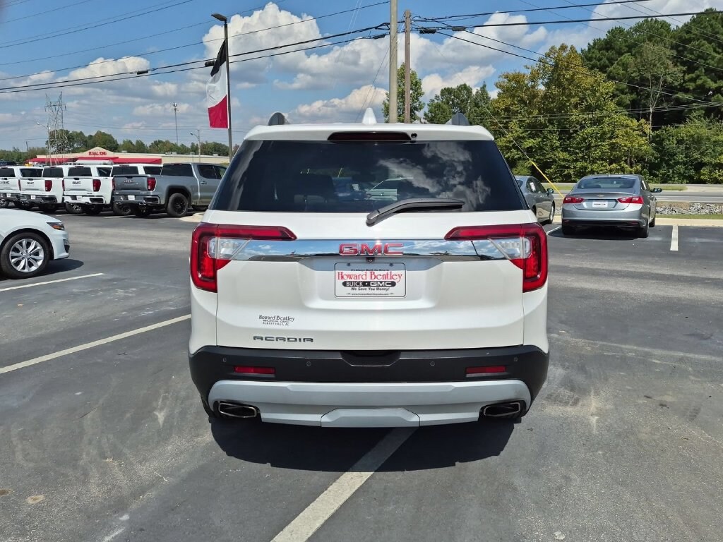 Used 2023 GMC Acadia SLT SUV — photo 4 of 4