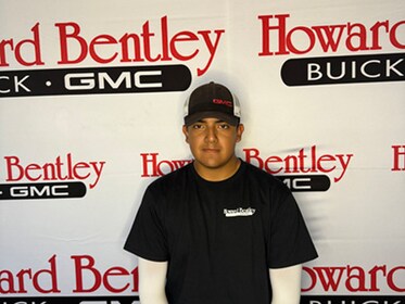 Staff member Michael Hernandez from ID_fcd4f6ba5464