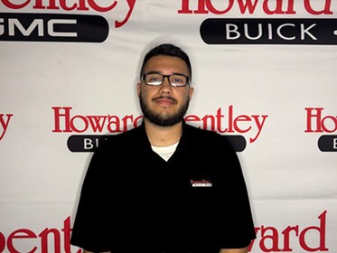 Staff member Victor Cozores from ID_fcd4f6ba5464