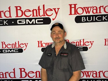 Staff member Tracy Shelton from ID_f5ded6c394d2