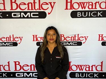 Staff member Vilma Lopez from ID_fcd4f6ba5464