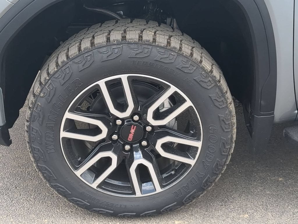 2026 GMC Sierra 1500 AT4 - Photo 33