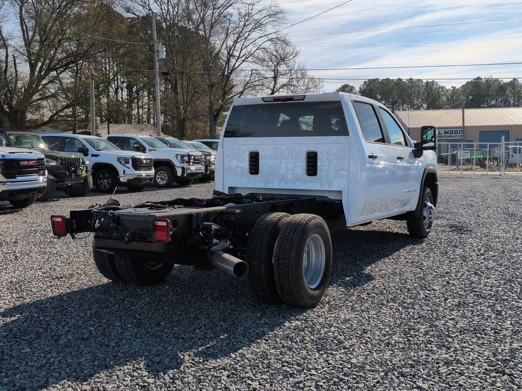 New 2026 GMC Sierra 3500 HD Chassis Cab Pro Truck