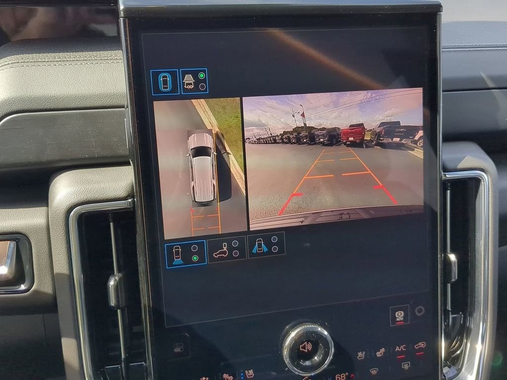 2026 GMC Yukon XL Denali - Photo 14