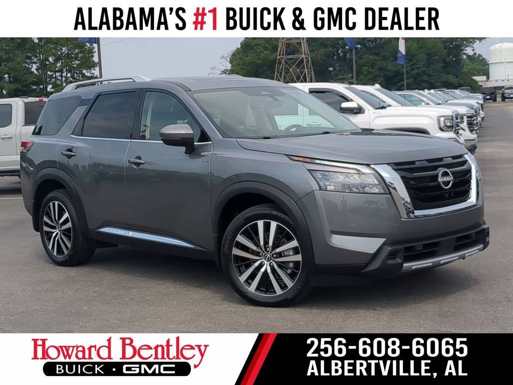 Used 2025 Nissan Pathfinder Platinum 4WD SUV