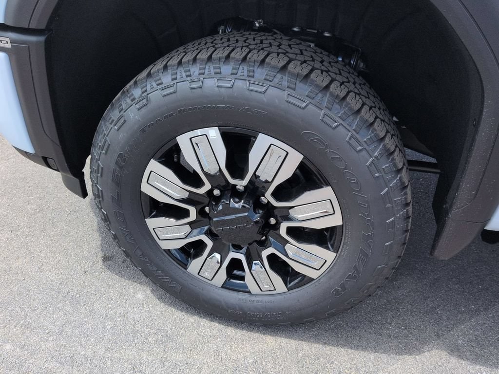 2026 GMC Sierra 2500HD Denali - Photo 33