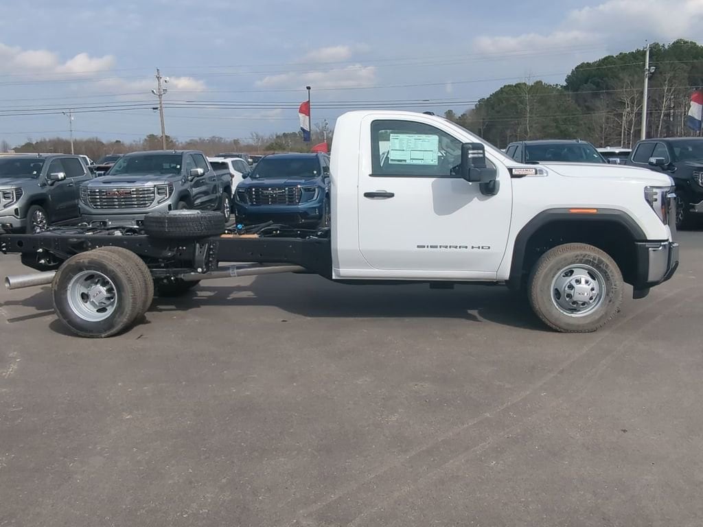 New 2026 GMC Sierra 3500 HD Chassis Cab Pro Truck