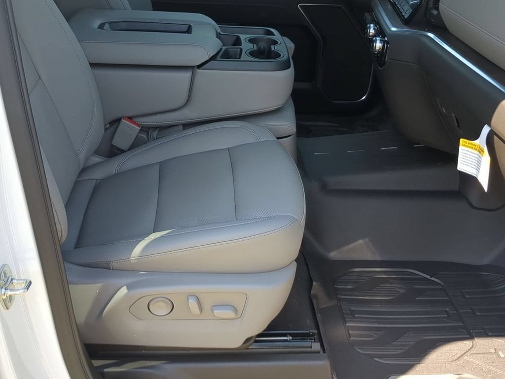 2026 GMC Sierra 1500 SLT - Photo 25