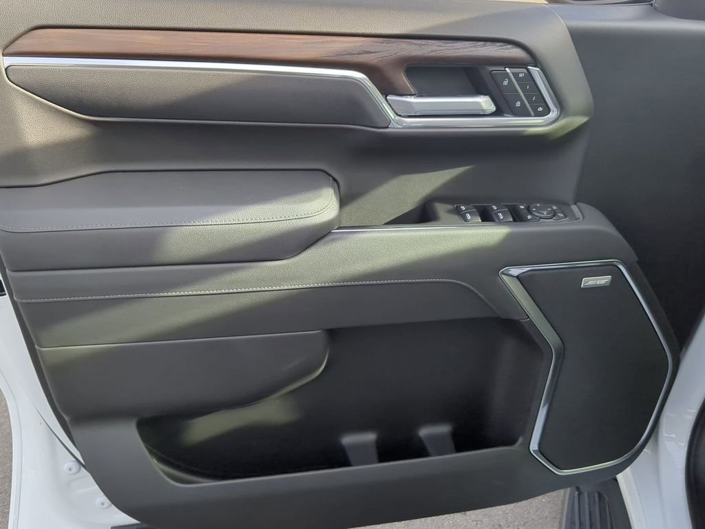 2026 GMC Sierra 1500 SLT - Photo 22