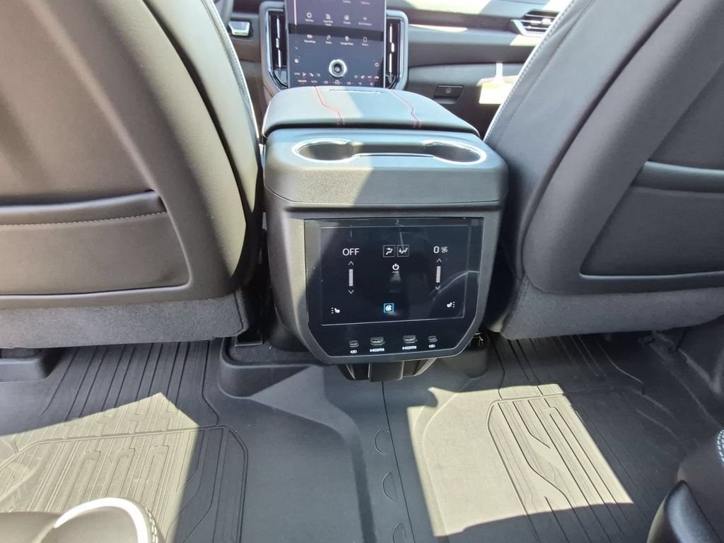 2026 GMC Yukon XL AT4 Ultimate - Photo 21