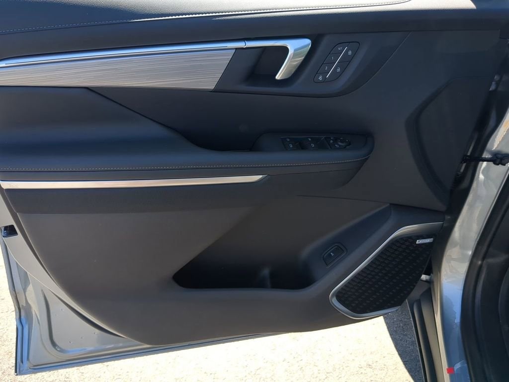 2026 Buick Enclave Preferred - Photo 21
