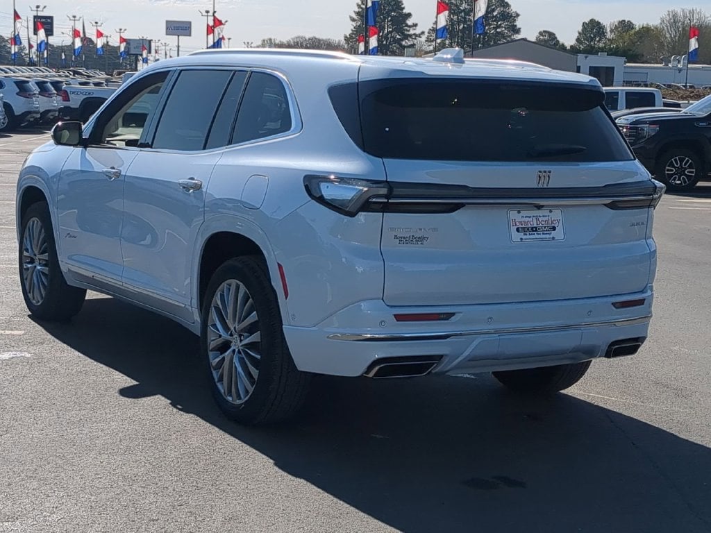New 2026 Buick Enclave Avenir SUV New 2026 Buick Enclave Avenir SUV — photo 4 of 4