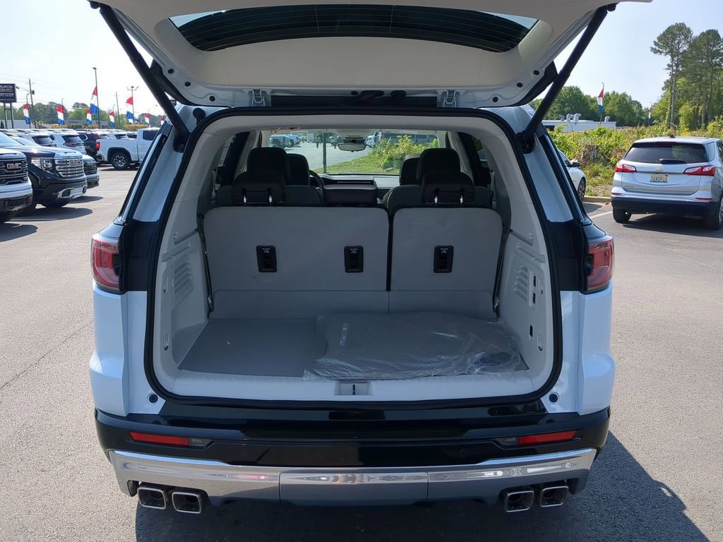 2026 GMC Acadia Denali - Photo 26