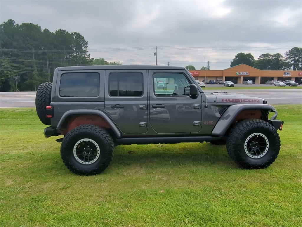 Used 2019 Jeep Wrangler Unlimited Rubicon with VIN 1C4HJXFG1KW675885 for sale in Albertville, AL