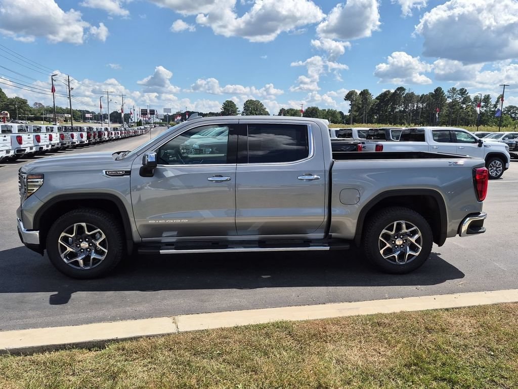 2026 GMC Sierra 1500 SLT - Photo 6