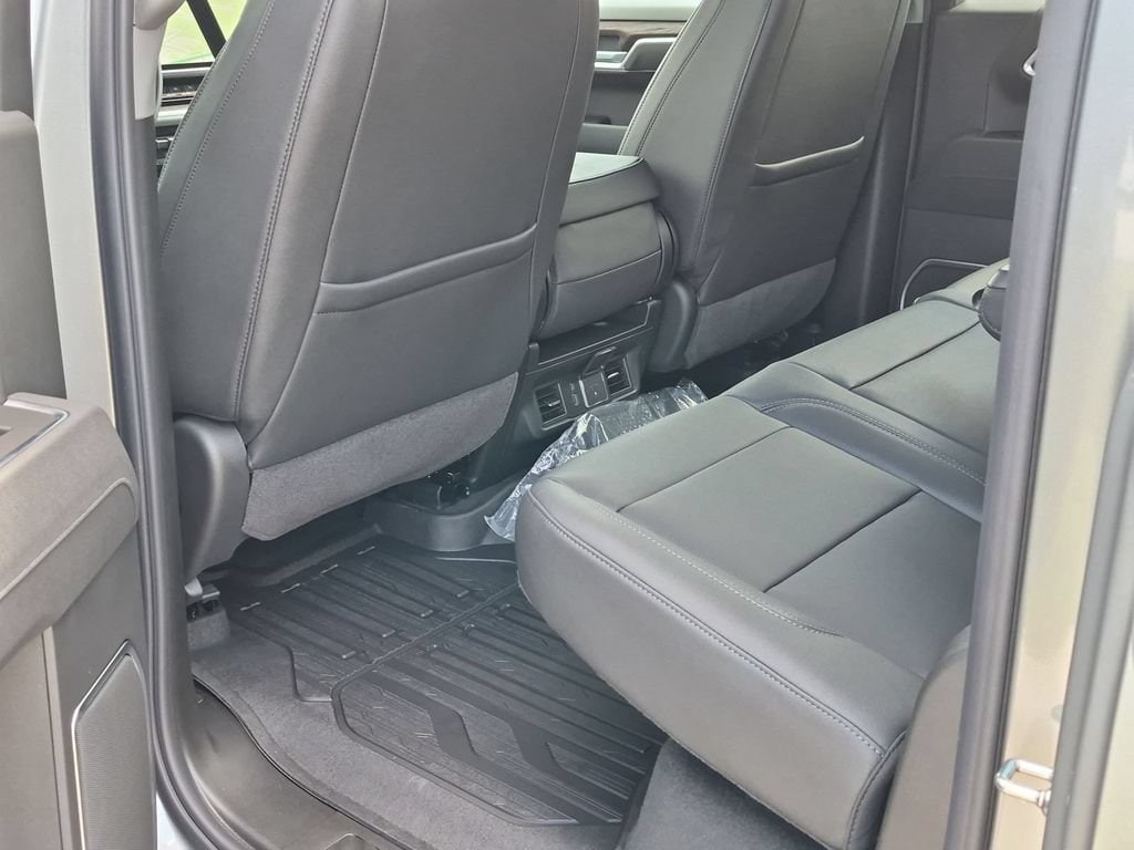 2026 GMC Sierra 1500 SLT - Photo 22