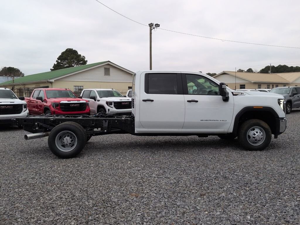 New 2026 GMC Sierra 3500 HD Chassis Cab Pro Truck