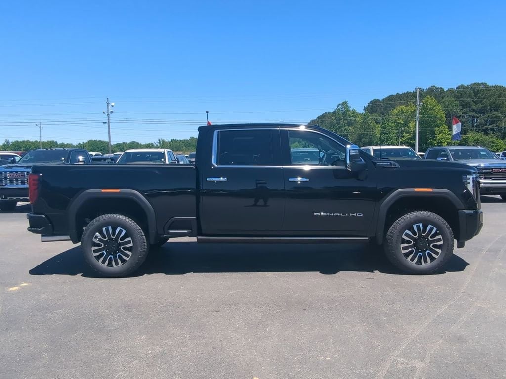 2026 GMC Sierra 2500HD Denali Ultimate - Photo 2
