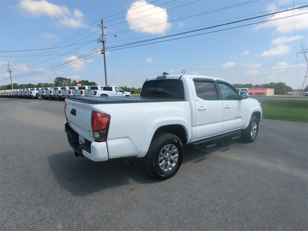2023 Toyota Tacoma SR5 V6 photo 3