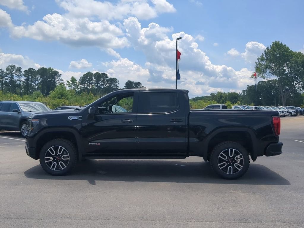 2026 GMC Sierra 1500 AT4 - Photo 6