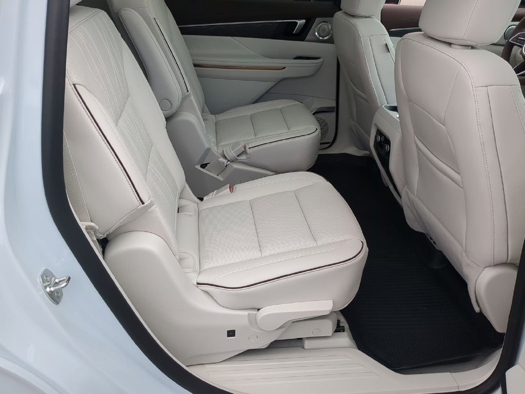 2026 Buick Enclave Avenir - Photo 27