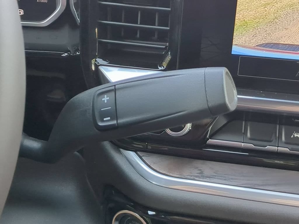 2026 GMC Sierra 1500 SLT - Photo 15