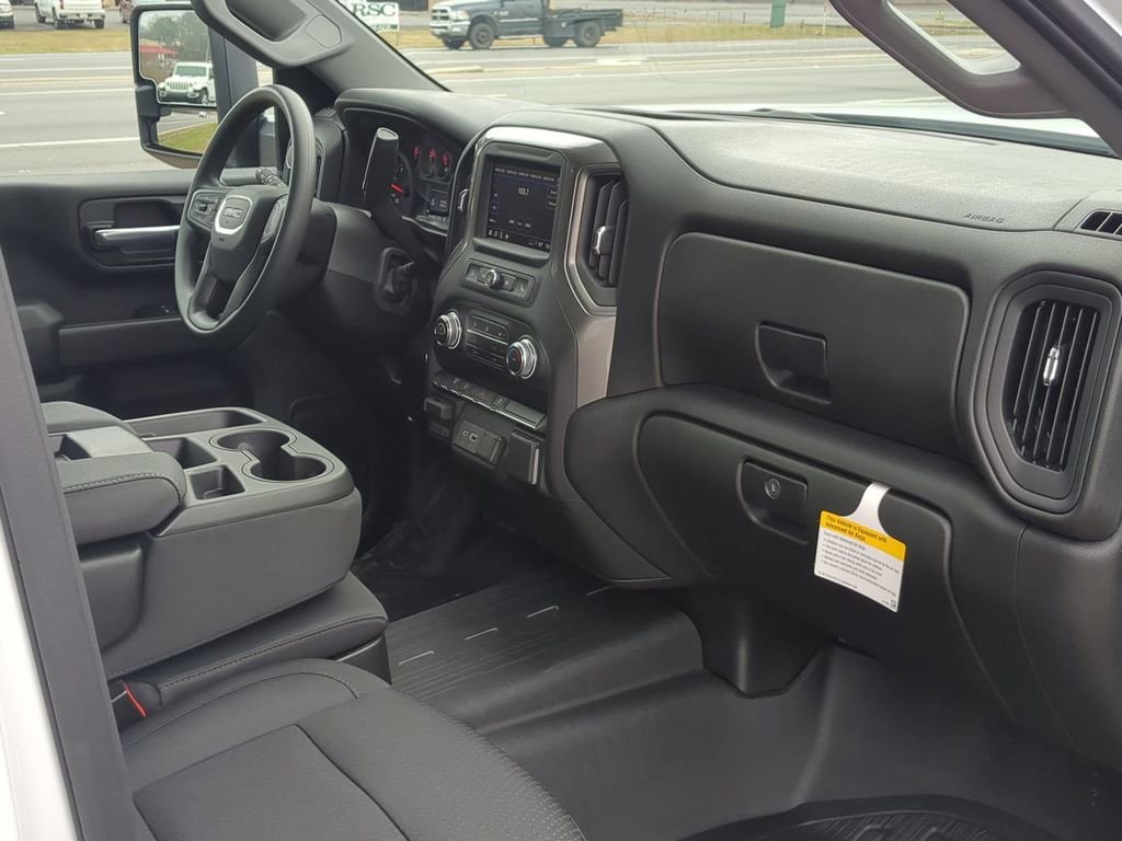 2026 GMC Sierra 3500HD Pro - Photo 26