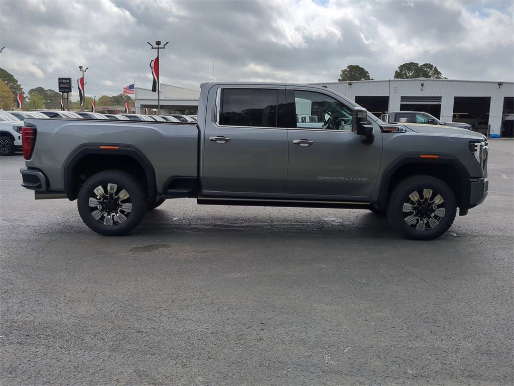 2025 Gmc Sierra 2500 HD Denali photo 2