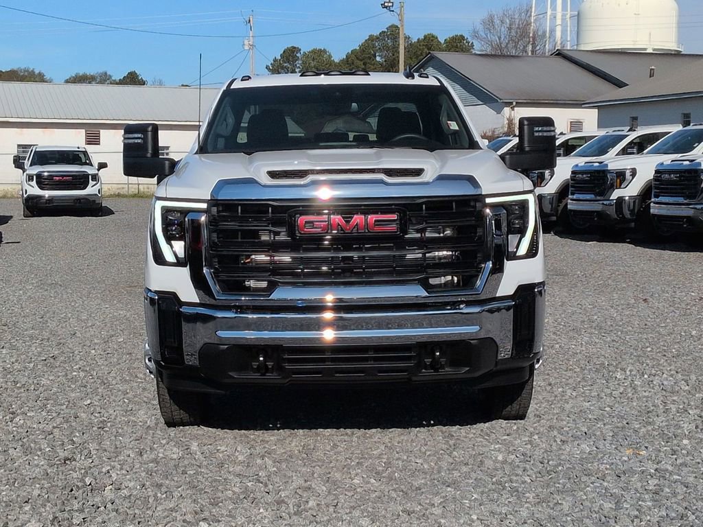 2026 GMC Sierra 3500HD Pro - Photo 8