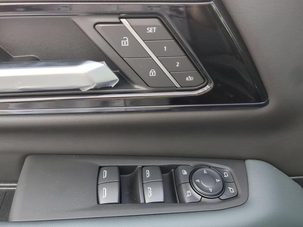 2026 GMC Yukon XL AT4 - Photo 23