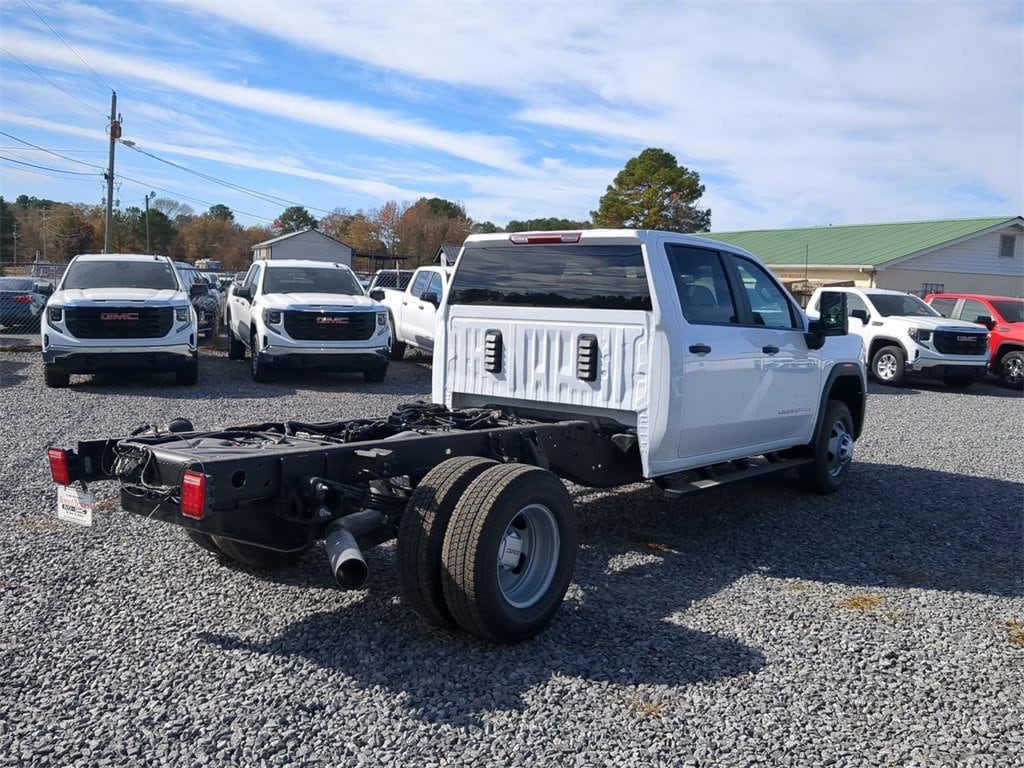 New 2026 GMC Sierra 3500 HD Chassis Cab Pro Truck