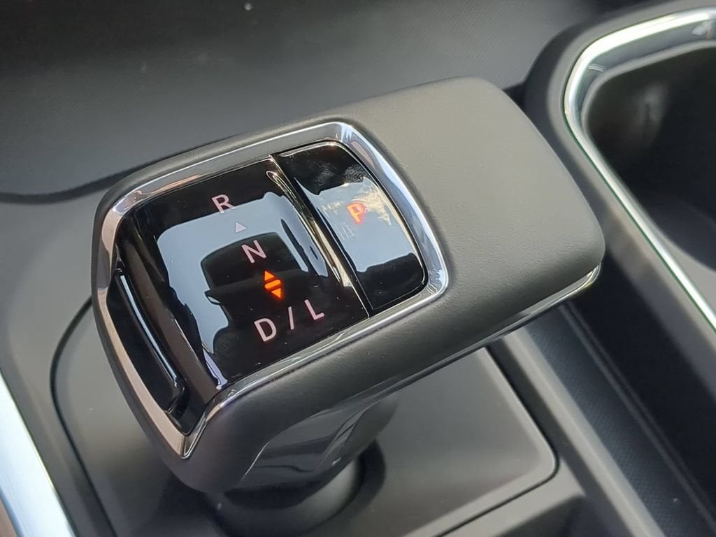 2026 GMC Sierra 1500 SLT - Photo 15