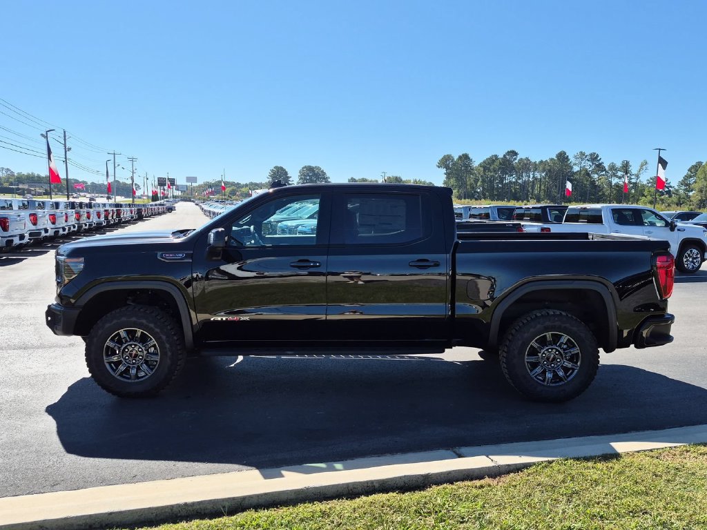 2026 GMC Sierra 1500 AT4X - Photo 6