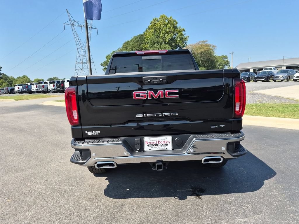 New 2026 GMC Sierra 1500 SLT Truck — photo 4 of 4