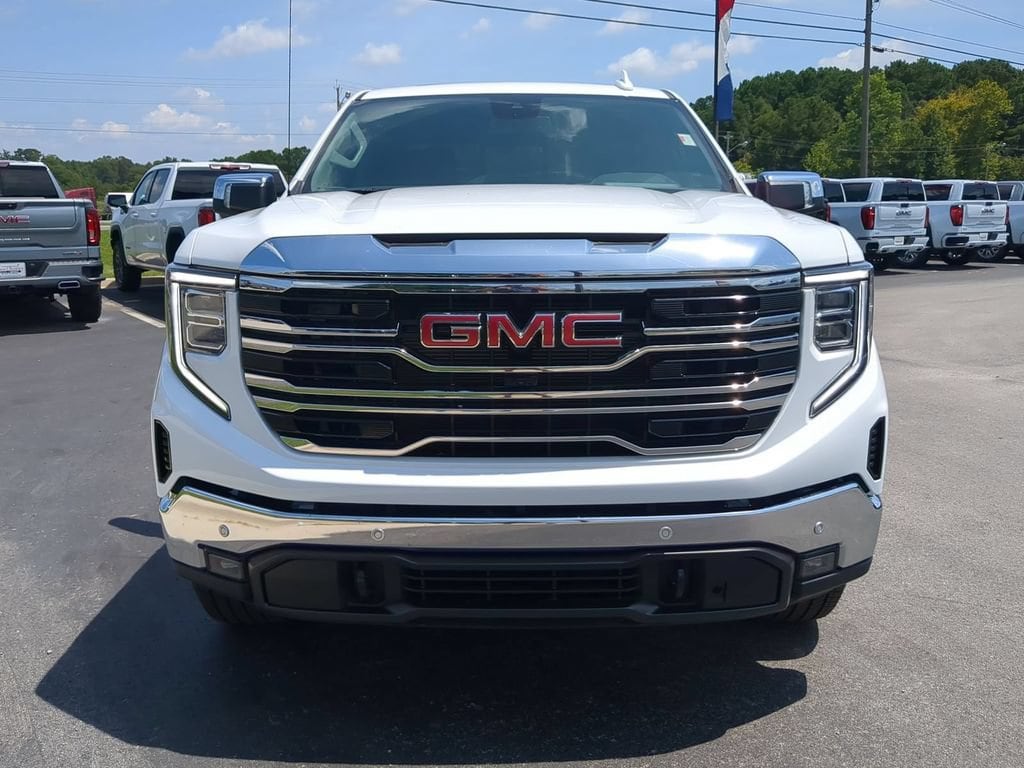 2026 GMC Sierra 1500 SLT - Photo 8