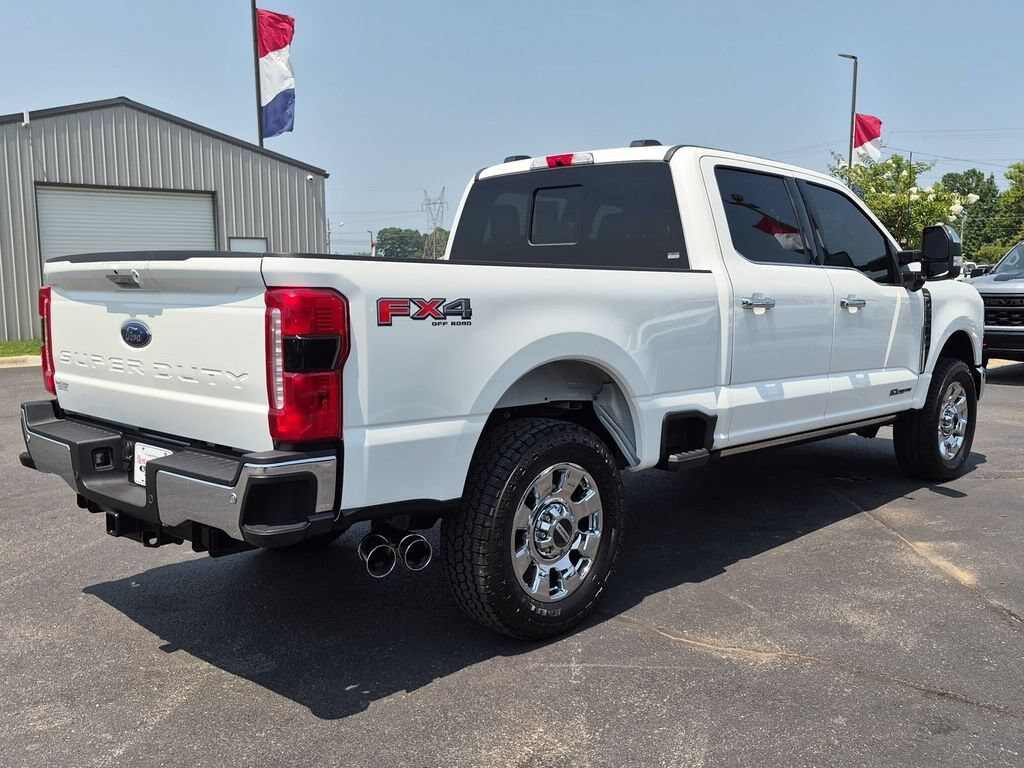Used 2024 Ford F-250 Lariat Truck