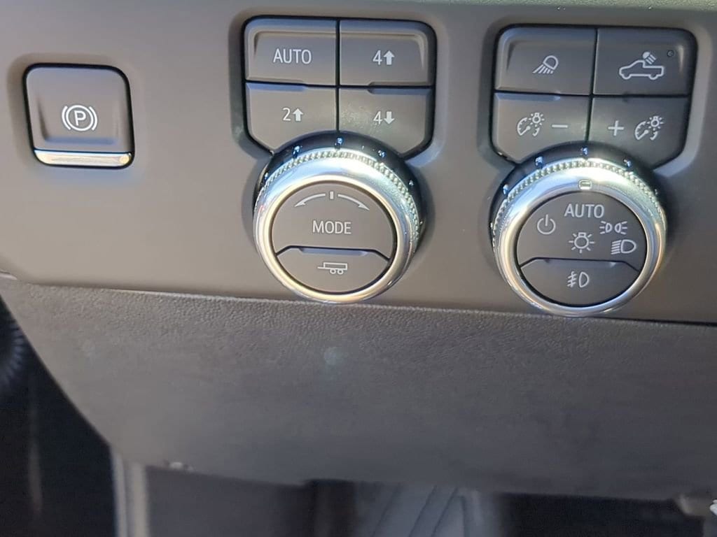 2026 GMC Sierra 2500HD Denali Ultimate - Photo 17