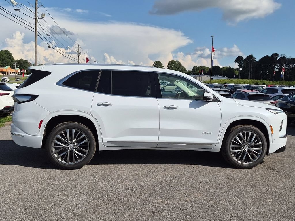 New 2026 Buick Enclave Avenir SUV
