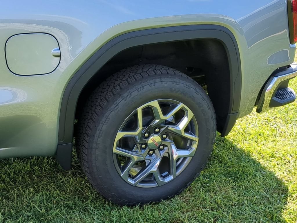 2026 GMC Sierra 1500 SLT - Photo 32