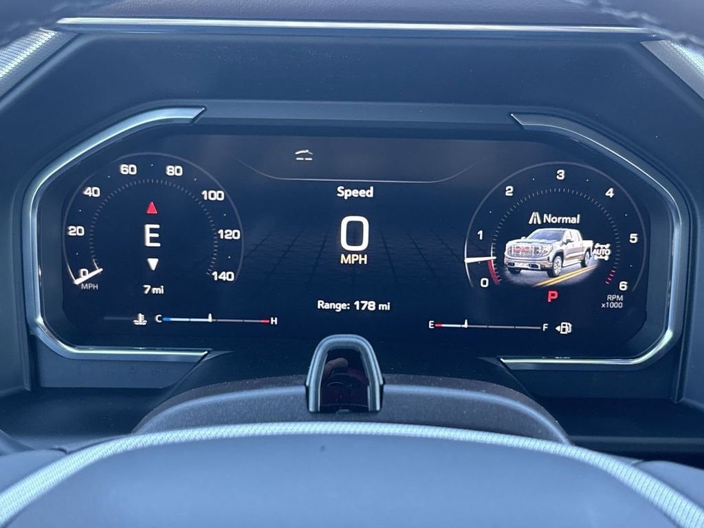 2026 GMC Sierra 1500 Denali - Photo 10