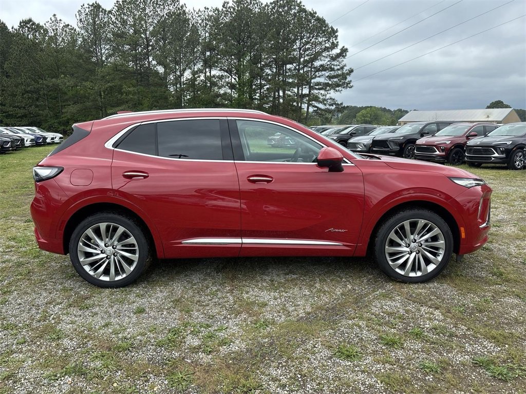 2025 Buick Envision Avenir photo 2