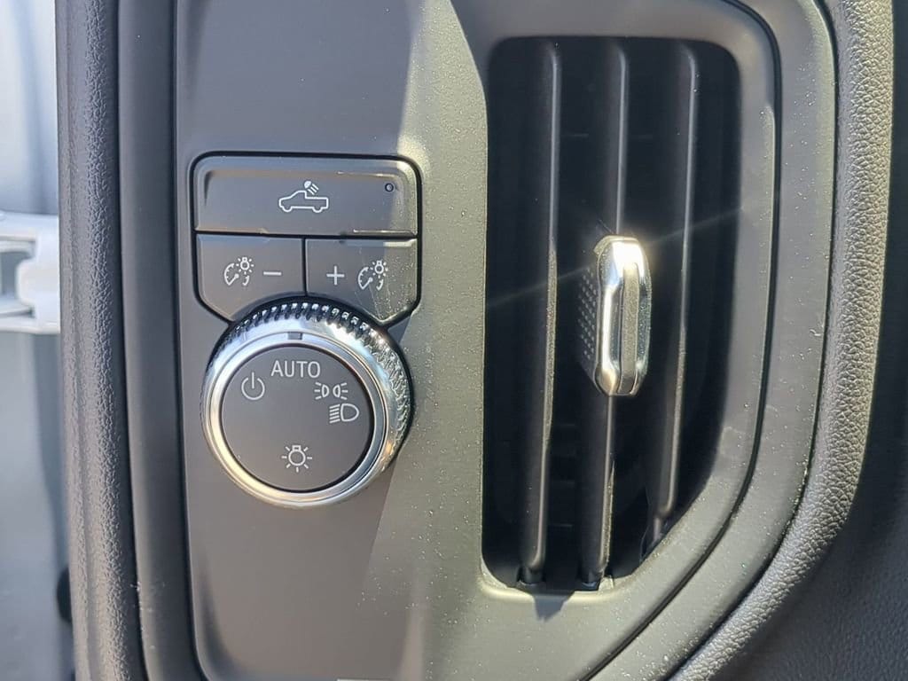 2026 GMC Sierra 1500 Pro - Photo 16