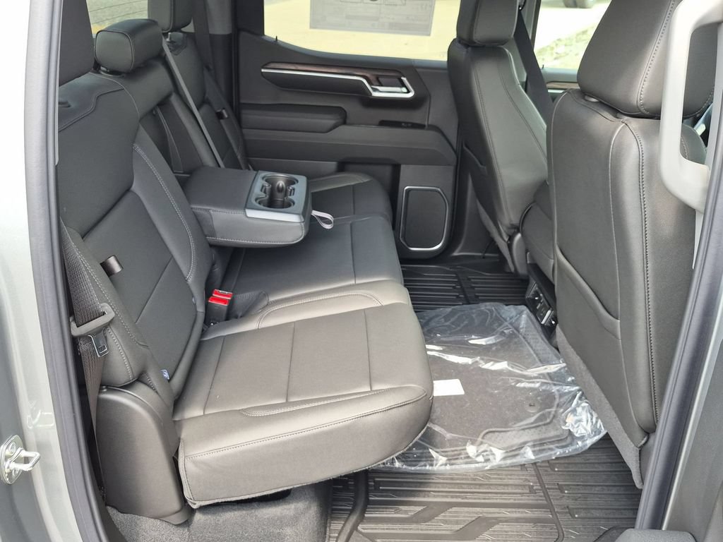 2026 GMC Sierra 1500 SLT - Photo 23
