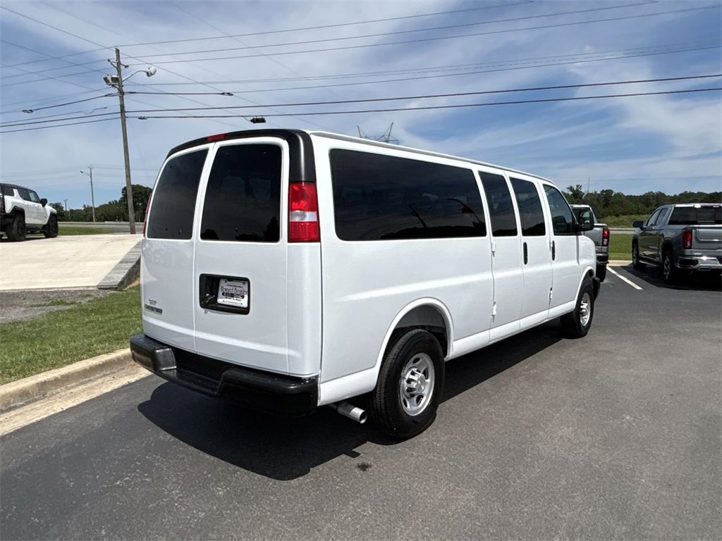 2025 Chevrolet Express Passenger 3500 Van photo 3